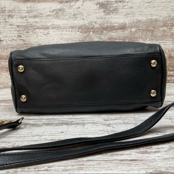 Micheal Kors versatile leather bag - Picture 8 of 14